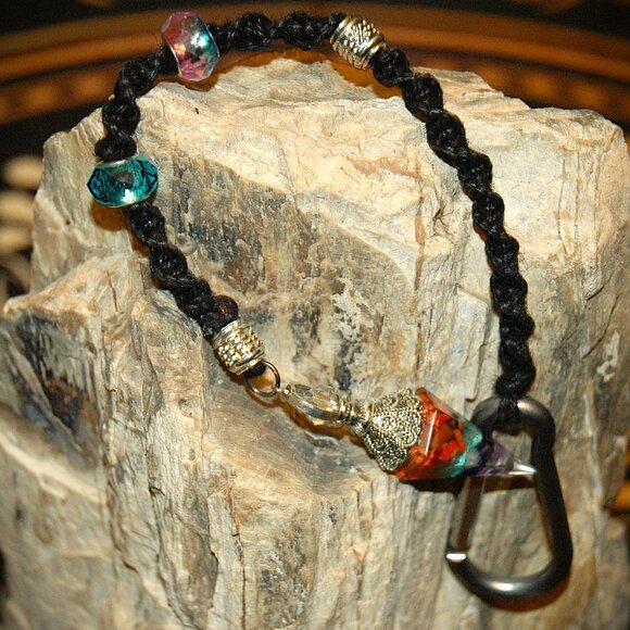 Rear-view Mirror Pendant with Carabiner Clip on a Handmade 14" Black Hemp - Picture 7 of 8